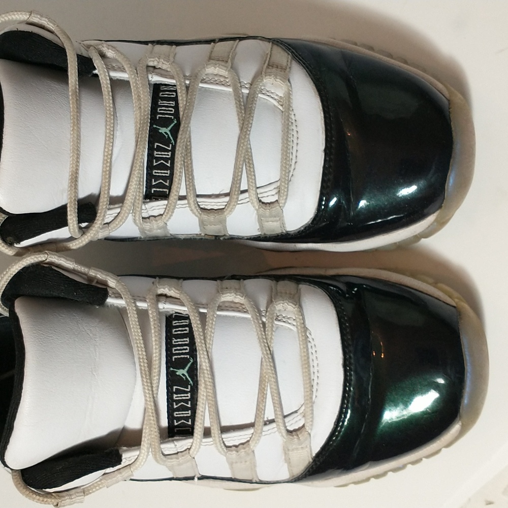 Nike Air Jordan 11 Retro Low, Iridescent Emerald And White Color, Youth Size 6.5